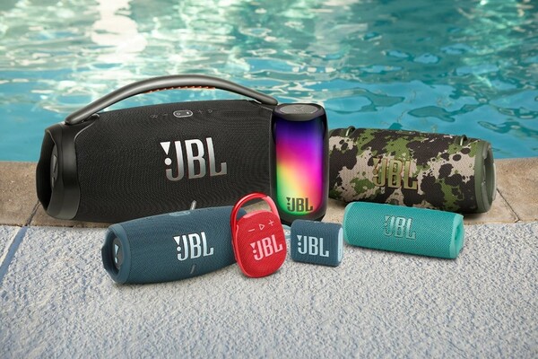 Η JBL® είναι ο Gold Partner στη μεγαλύτερη υδάτινη γιορτή