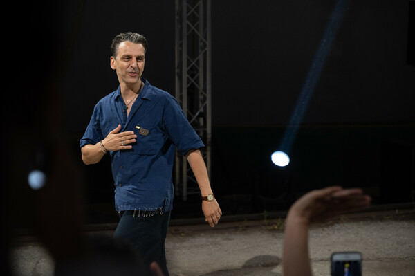50 φωτογραφίες από το εντυπωσιακό show της Zeus + Dione
