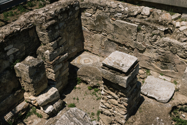 Πώς ένας πρώην ερειπιώνας στο κέντρο της Αθήνας μετατρέπεται σε ένα λαμπρό μουσείο υλικού και άυλου πολιτισμού