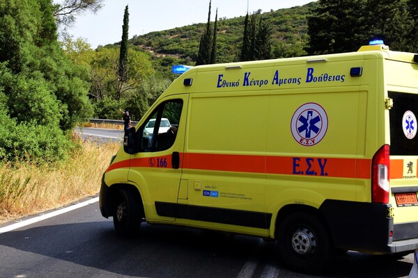 Χανιά: Στη ΜΕΘ 12χρονος- Ανασύρθηκε χωρίς τις αισθήσεις του από τη θάλασσα