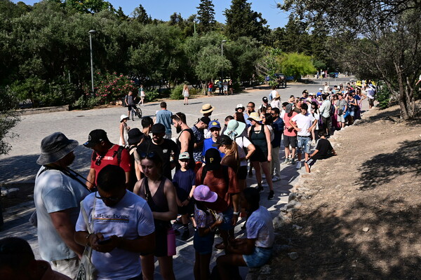 Ακρόπολη: Εφαρμογή ζωνών επισκεψιμότητας - Πότε θα τεθούν σε ισχύ 