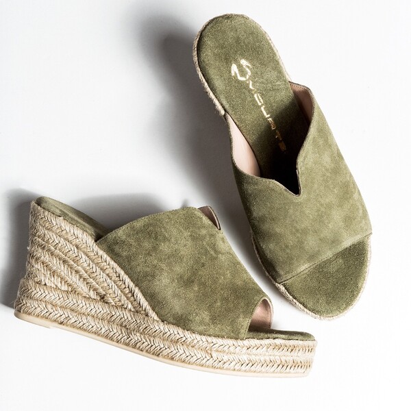 Summer shoes: Όλα τα παπούτσια που θα χρειαστείς το φετινό καλοκαίρι και πού θα τα βρεις
