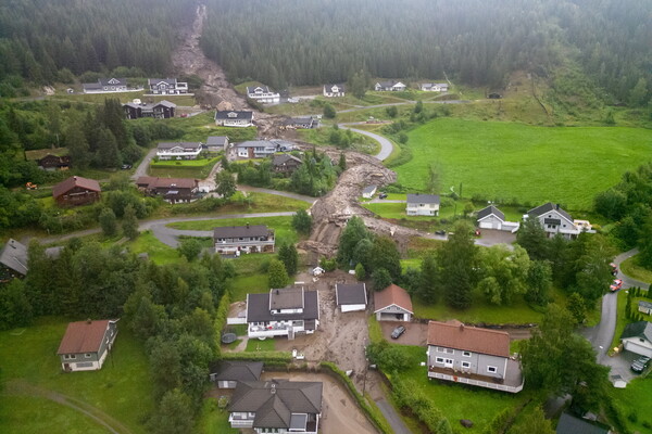 Dam partly collapses in Norway as Storm Hans continues to cause chaos