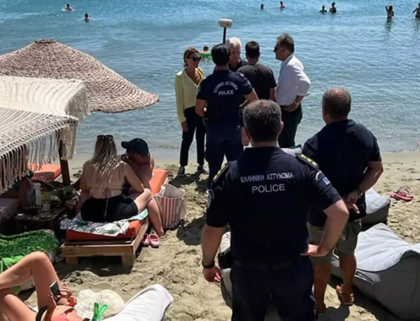 Τήνος: Έφοδος των αρμοδίων αρχών στις παραλίες - Απελευθερώνονται 3.000 τμ αιγιαλού