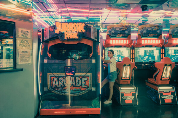 Μέσα στο νοσταλγικό σύμπαν των arcades