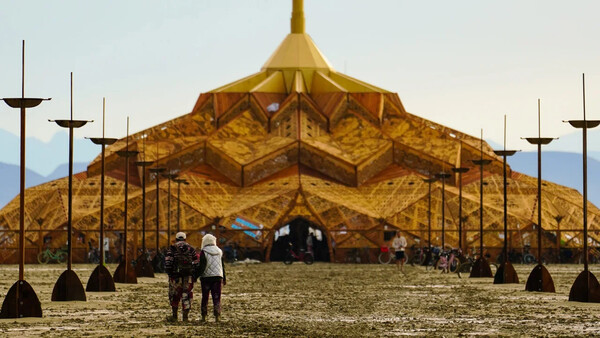 Burning Man: Βούλιαξε στη λάσπη το φεστιβάλ, έπειτα από σφοδρές βροχές