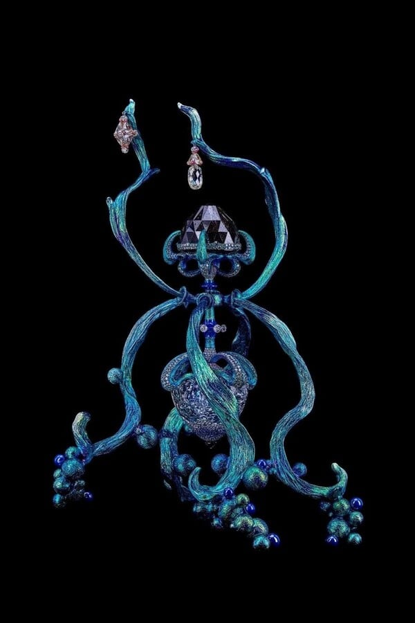 One of world's largest diamonds on display at Christie's