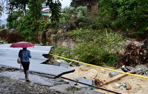 Ανυπολόγιστες ζημιές από την κακοκαιρία Daniel- Εικόνες καταστροφής από Βόλο και Λάρισα