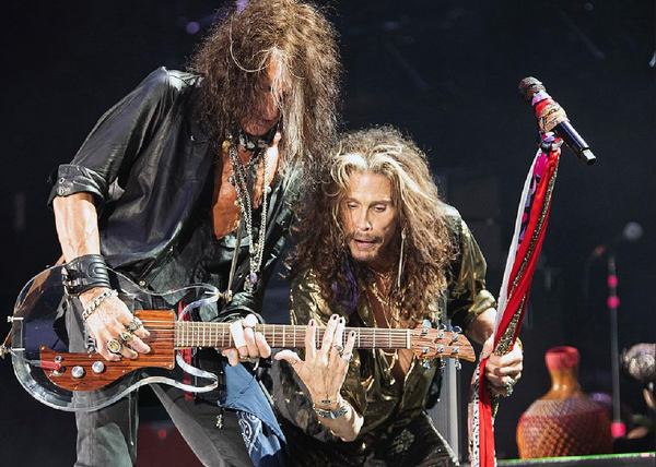 Αναβάλλονται οι συναυλίες των Aerosmith - Τραυματίστηκε ο Στίβεν Τάιλερ