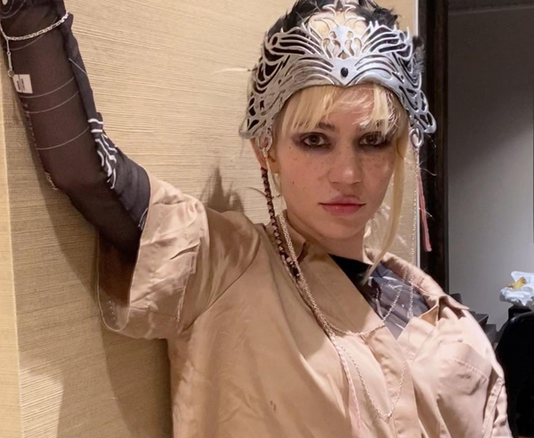 Το κρυφό παιδί του Έλον Μασκ με την Grimes - Το όνομά του είναι Techno Mechanicus