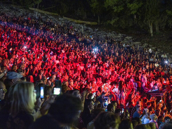 "Αγάπες μου!" Ο Γιάννης Πάριος στο 'Αργος