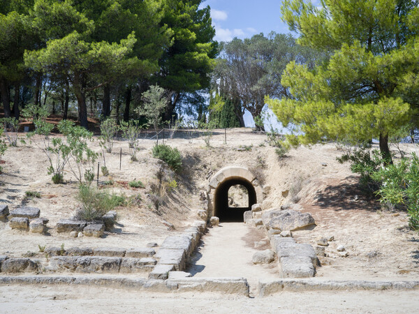 Το Στάδιο της αρχαίας Νεμέας