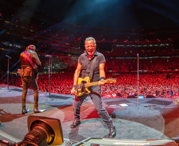Ο Bruce Springsteen ακύρωσε όλες τις συναυλίες του για το 2023
