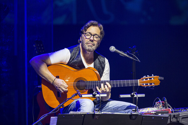 Ο κιθαρίστας Al Di Meola έπαθε έμφραγμα στη σκηνή