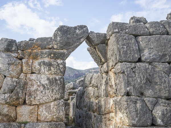 Η αρχαία Πυραμίδα του Ελληνικού στην Αργολίδα