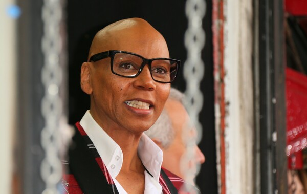 RuPaul: Έφτασε η ώρα να ανακοινώσω τα απομνημονεύματά μου 