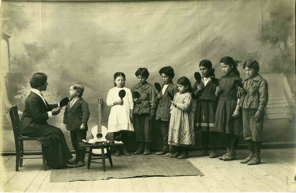Η ιστορία μιας σπουδαίας οικογένειας Αρμένιων φωτογράφων