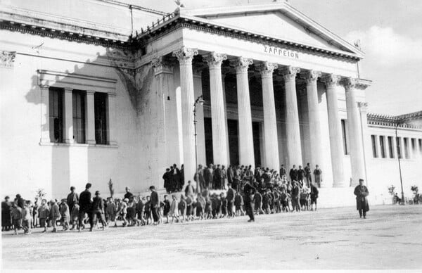 Η ιστορία μιας σπουδαίας οικογένειας Αρμένιων φωτογράφων