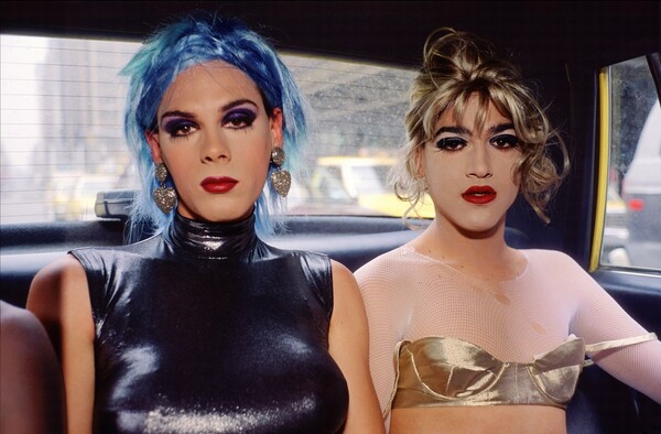Η Nan Goldin επιστρέφει στην πηγή της