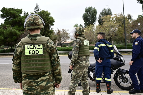 Καρέ- καρέ η επιχείρηση εξουδετέρωσης της βόμβας του Β΄ Παγκοσμίου Πολέμου