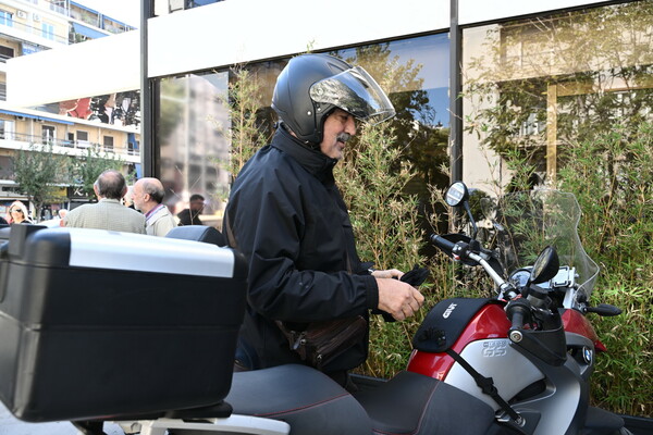 fvt;o syriza