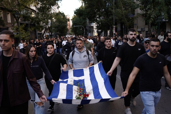 Πολυτεχνείο: Μαζική συμμετοχή στη μεγάλη πορεία για την 50η επέτειο