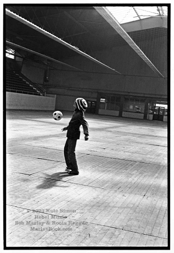 Photographer Reveals the Stories Behind Iconic 1977 Bob Marley Photos: 'One Love