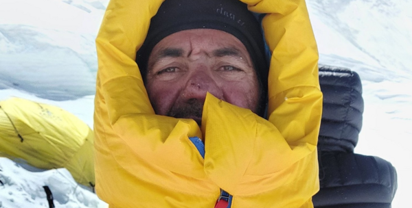 Θωμάς Νταβαρίνος: O Έλληνας ορειβάτης που έφτασε για πρώτη φορά στην κορυφή Νταουλαγκίρι του Νεπάλ