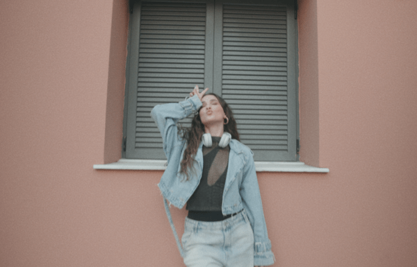 Paloma Don Julio Ακολουθήστε τα βήματα της αυθεντικής απόλαυσης στην πόλη Μαζί με την Evangelia, τον Ορέστη Χαλκιά και τον Γιώργο Μπένο