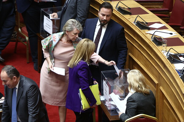 Βουλή: - Τέμπη: Καταψηφίστηκε η πρόταση για συγκρότηση προανακριτικής επιτροπής