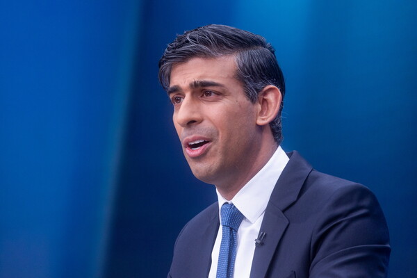 Δημοσκόπηση στη Βρετανία: Λάθος η ακύρωση της συνάντησης Σούνακ- Μητσοτάκη για το 66%