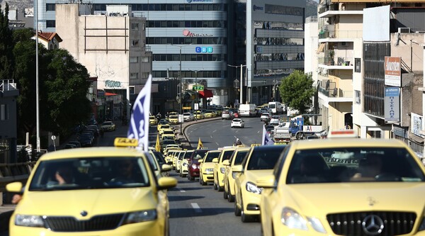 Απεργία ταξί: Επαναλαμβανόμενες 48ωρες σε όλη τη χώρα - Τι θα γίνει στην Αθήνα 