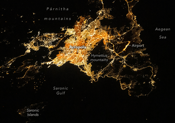 Εντυπωσιακή νυχτερινη΄φωτογραφία της Αθήνας από αστρναύτη της NASA