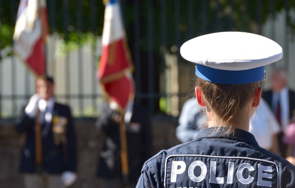 Γαλλία: Μια 12χρονη μαθήτρια απείλησε με μαχαίρι μια καθηγήτρια