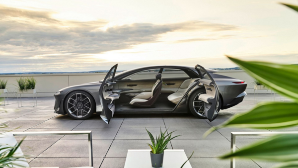 Στην Ελλάδα το φουτουριστικό Audi grandsphere