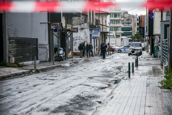 Πυροβολισμοί στο Γκάζι: Αδέλφια οι 2 από τους τραυματίες- Ο δράστης άνοιξε πυρ από τζιπ