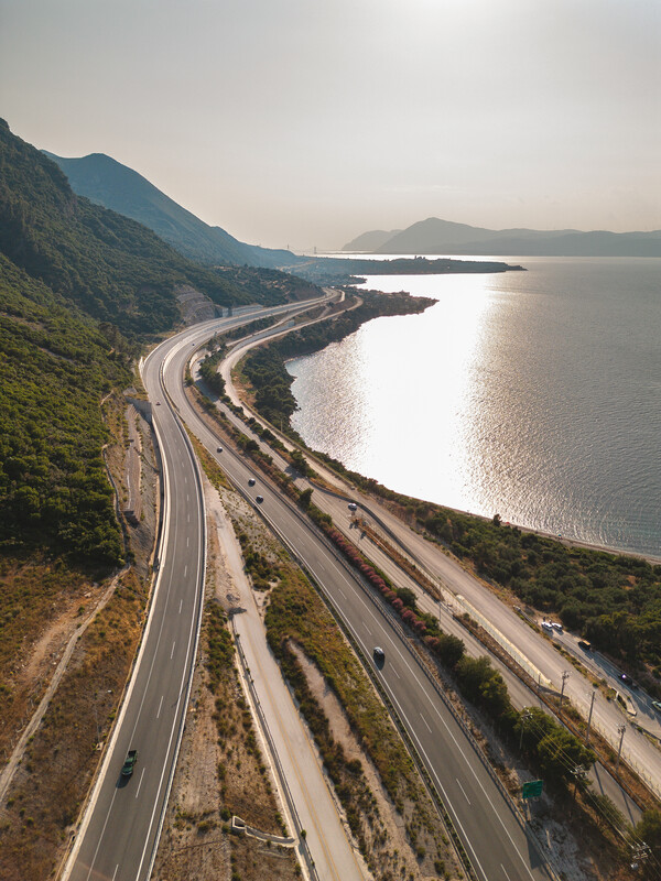 Χιλιομετρική χρέωση και πρωτοποριακές εφαρμογές από την Ολυμπία Οδό