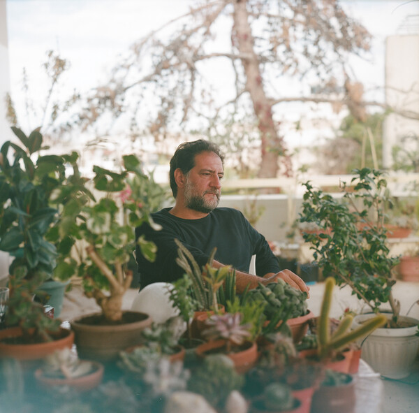 Γιάννης Στίγκας: Η ατιθάσευτη δύναμη του ποιητή