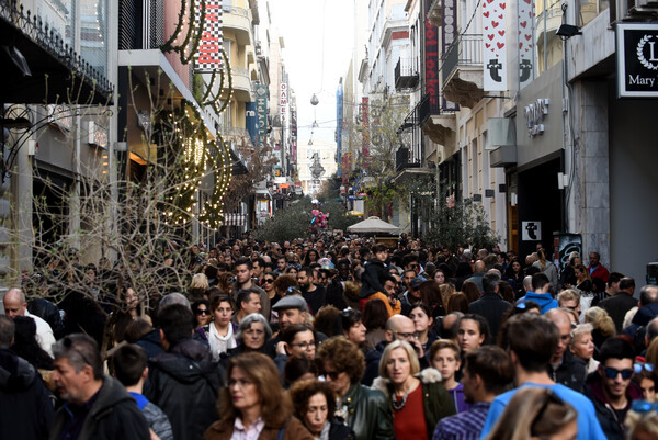 Έρευνα της ΕΛΣΤΑΤ: Πόσος είναι ο πληθυσμός στην Ελλάδα 