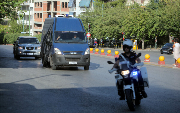 Οπαδική βία στο Περιστέρι: Ρώτησαν ανήλικους τι ομάδα είναι και τους ξυλοκόπησαν