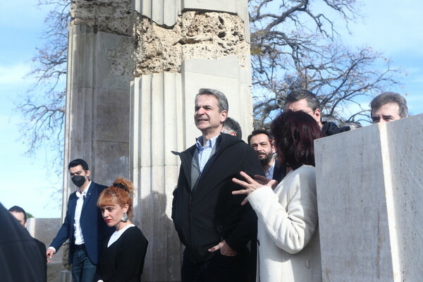 Εγκαίνια