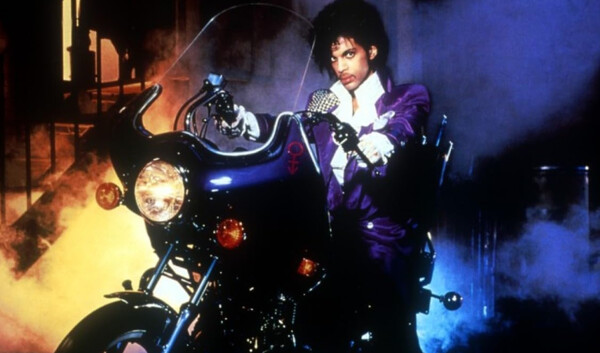 Prince: Η ταινία «Purple Rain» επιστρέφει 40 χρόνια μετά σε θεατρική διασκευή