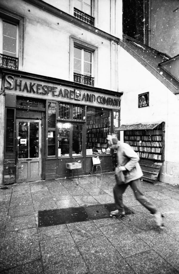 Το βιβλιοπωλείο Shakespeare and Company