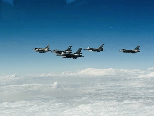 Γιατί η Αμερική δίνει F-35 στην Ελλάδα και F-16 στην Τουρκία