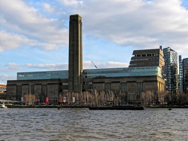 Tate Modern: Άνδρας σκοτώθηκε μετά από πτώση από την Πινακοθήκη του Λονδίνου