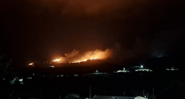 Φωτιά στη Ζάκυνθο- Ισχυροί άνεμοι πνέουν στην περιοχή