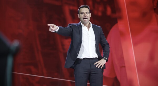 Ο προσωρινός θρίαμβος του Στέφανου Κασσελάκη και η αρχή της αποκαθήλωσης του Αλέξη Τσίπρα
