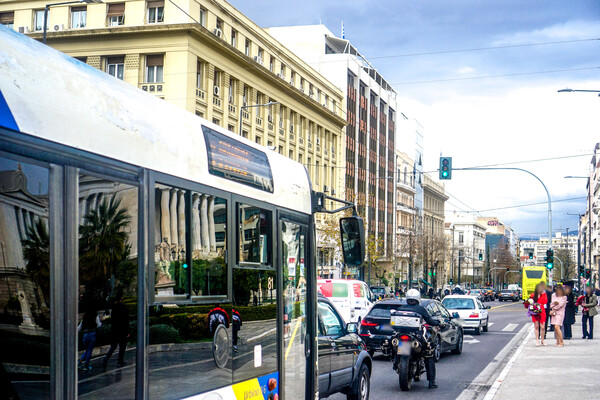 Κυκλοφοριακές ρυθμίσεις αύριο στο κέντρο της Αθήνας λόγω των μαζικών απεργιών 