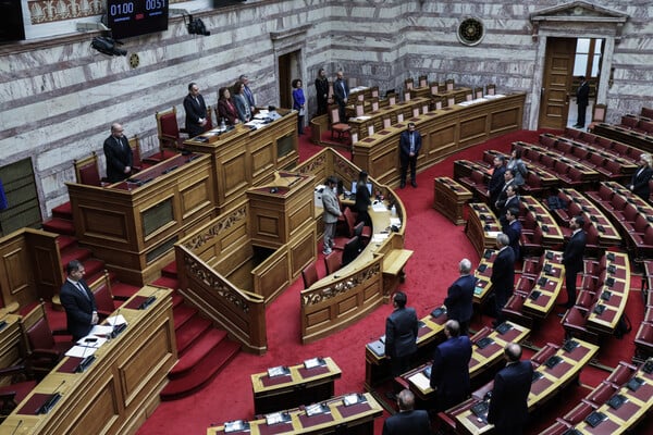 Στάλθηκε στη Βουλή η δικογραφία για το δυστύχημα των Τεμπών