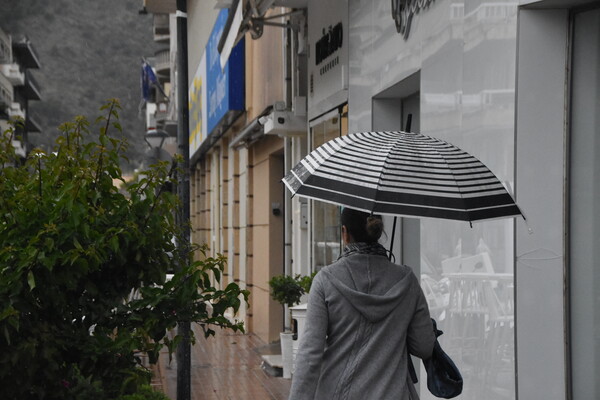 Κακοκαιρία- Μαρουσάκης: Έρχεται «κλοιός διαδοχικών καταιγίδων»- Σενάριο για πολύ κρύο μετά την Τσικνοπέμπτη